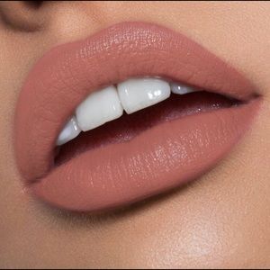 Kylie Cosmetics Nova matte lipstick